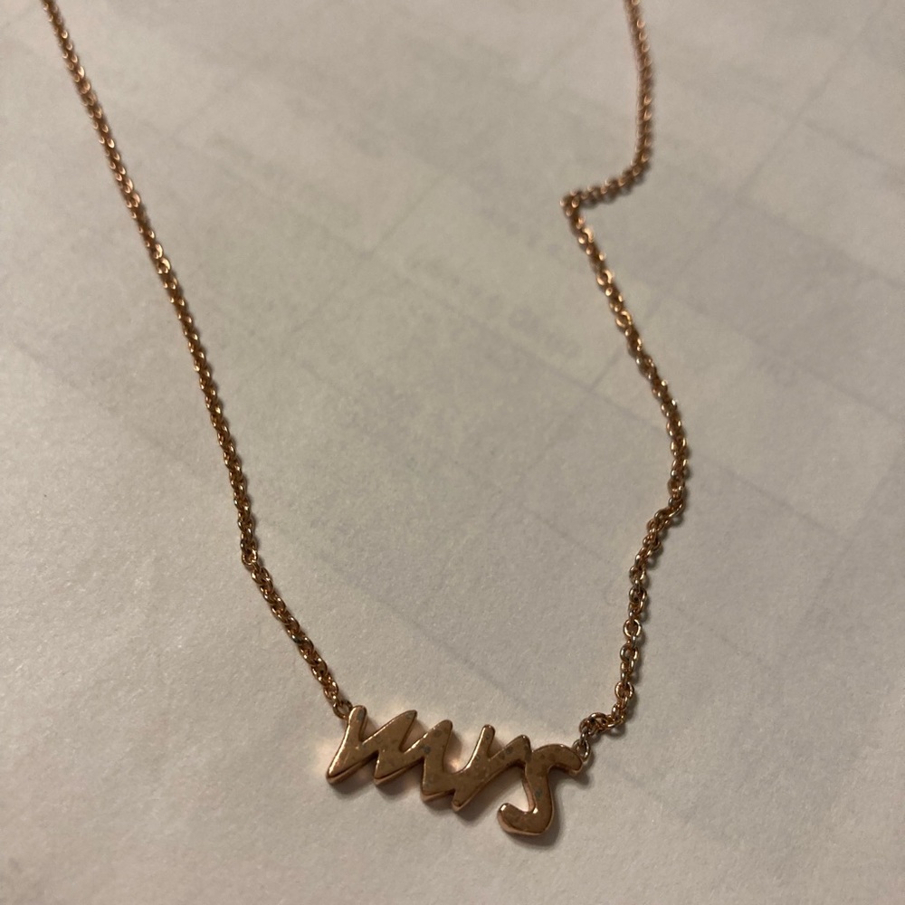 Kate Spade Mrs necklace- broken